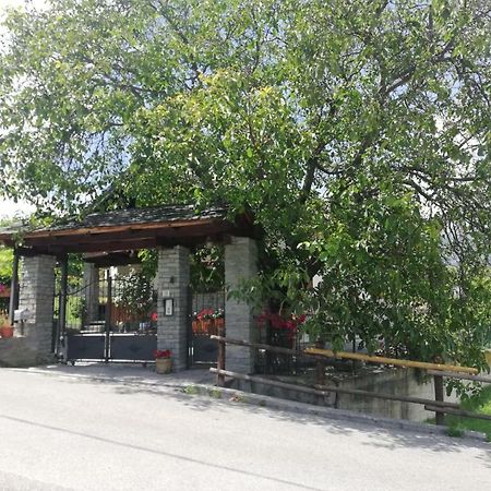 La Taverna Di Elide Aymavilles Eksteriør bilde